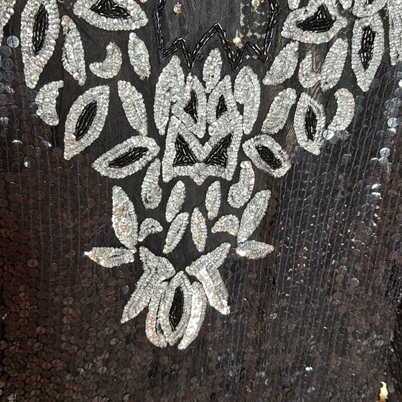 Vintage 80’s Petite Illustrations Sequins Black Silver 100% Silk Top Size MP - Picture 4 of 12